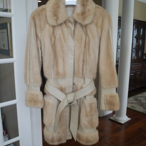 Schlampp's Two Tone Beige Mink & Leather Coat - Picture 8 of 14